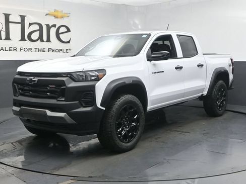 New 2026 Chevrolet Colorado Trail Boss AWD/4WD image 12
