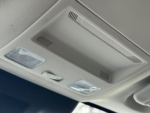 Used 2022 Ford Maverick XL image 21