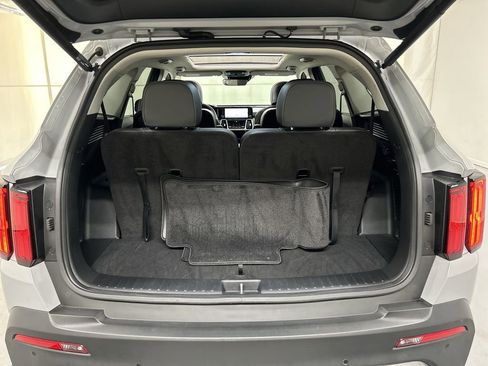 Certified 2023 Kia Sorento SX Prestige image 24