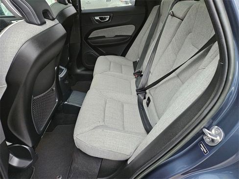 Used 2023 Volvo XC60 T8 Ultimate w/ Climate Package image 15