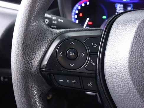 Used 2021 Toyota Corolla LE FWD image 12