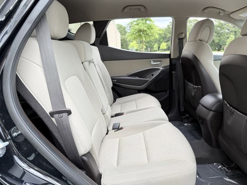 Used 2017 Hyundai Santa Fe Sport image 38