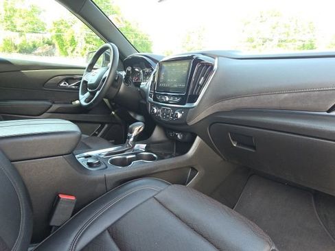 Used 2023 Chevrolet Traverse High Country w/ LPO, 'HIT The Road' Package FWD image 24
