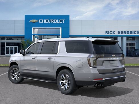 New 2026 Chevrolet Suburban Premier image 5