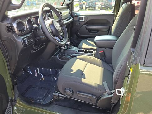Used 2023 Jeep Wrangler Sport AWD/4WD image 6