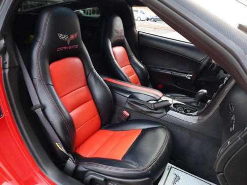 Used 2006 Chevrolet Corvette Coupe w/ Preferred Equipment Group image 18