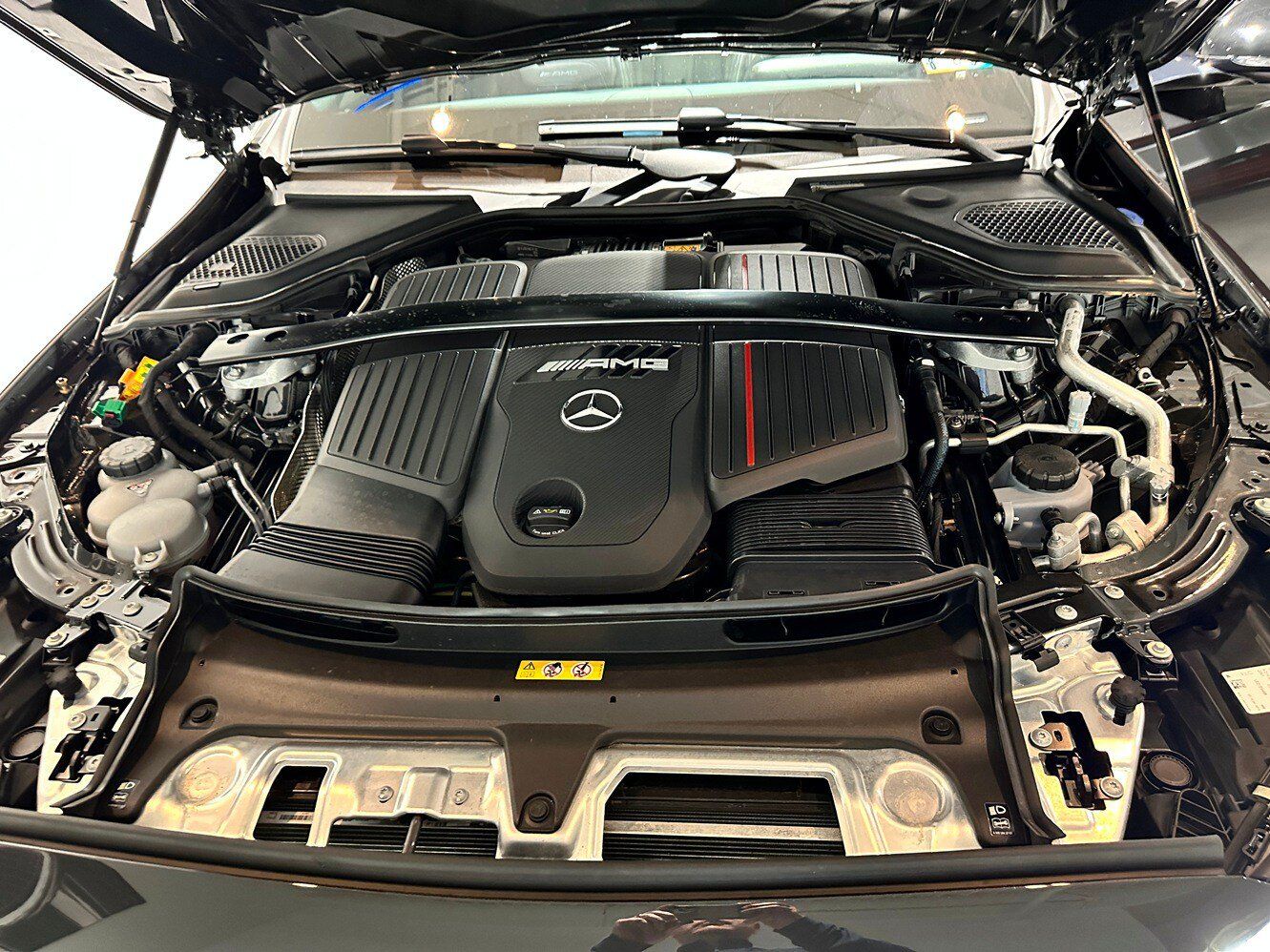 Certified 2025 Mercedes-Benz E 53 AMG e 4MATIC Sedan image 42