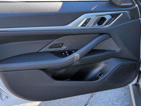 Used 2025 BMW i4 xDrive40i w/ Parking Assistance Package image 14