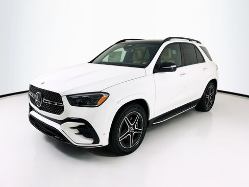 New 2026 Mercedes-Benz GLE 450 4MATIC image 3