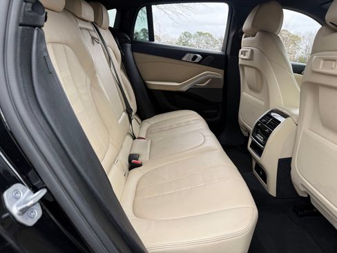 Used 2021 BMW X6 xDrive40i AWD/4WD image 38