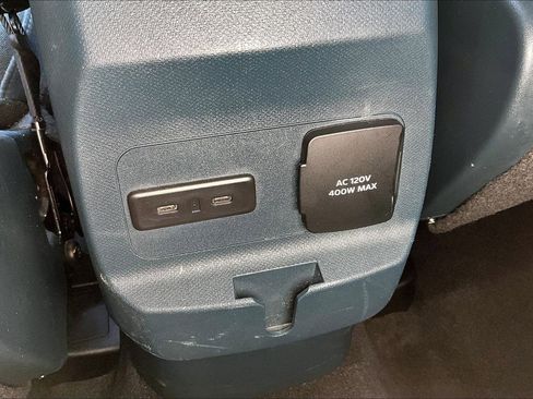 Used 2025 Ford Maverick XLT w/ XLT Luxury Package image 38