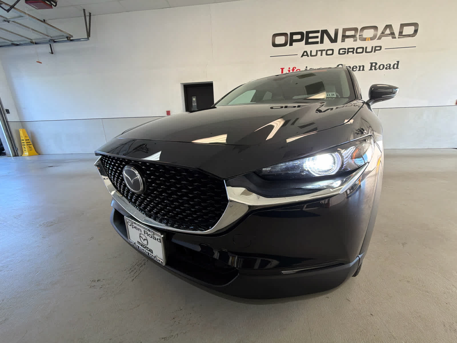 Used 2023 MAZDA CX-30 AWD 2.5 S w/ Premium Package image 30