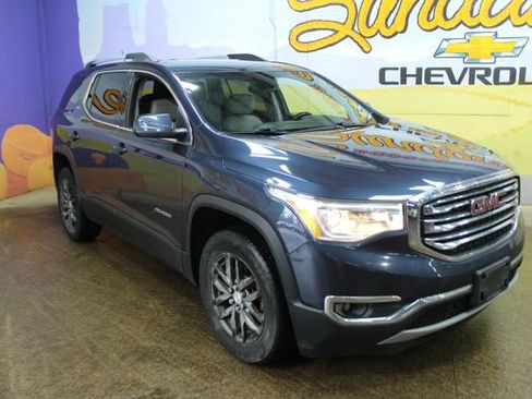 Used 2018 GMC Acadia SLT image 4