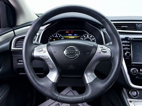 Used 2017 Nissan Murano SV image 21