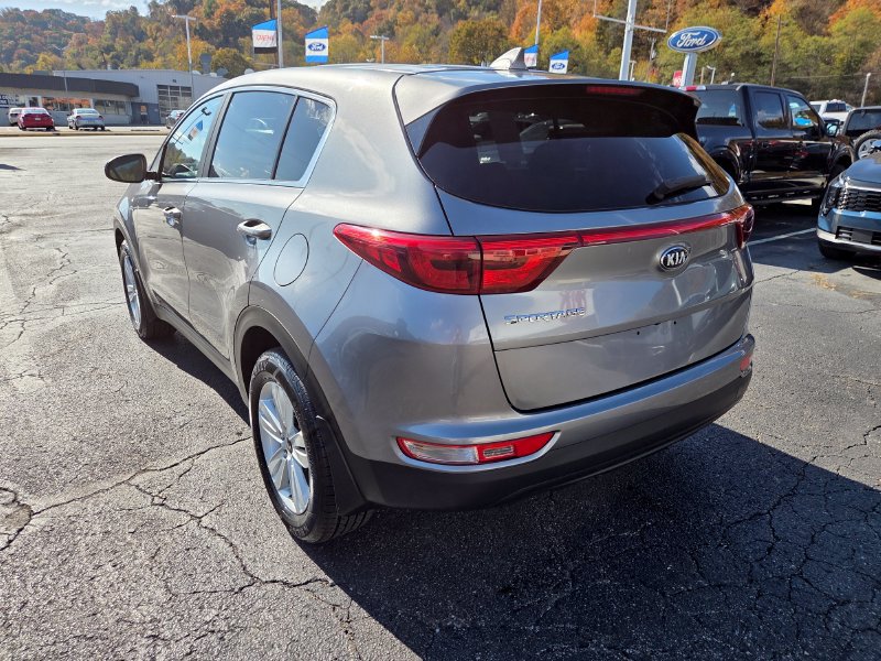 Used 2017 Kia Sportage LX AWD/4WD image 5