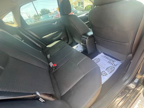 Used 2017 Nissan Sentra S image 10