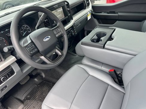 New 2026 Ford F550 4x4 Regular Cab Super Duty image 9