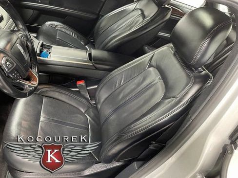 Used 2017 Lincoln MKZ Reserve FWD image 12