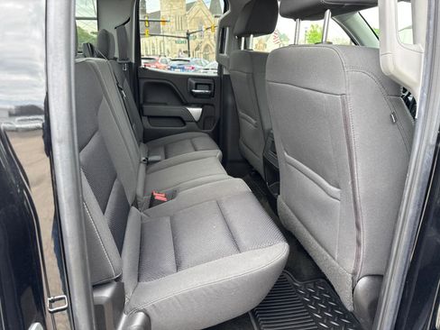 Used 2017 Chevrolet Silverado 1500 LT w/ Midnight Edition AWD/4WD image 10