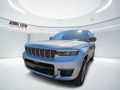 New 2025 Jeep Grand Cherokee L Summit image 6