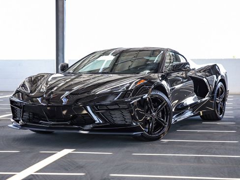 Used 2026 Chevrolet Corvette Stingray Coupe w/ Battery Protection Package image 1