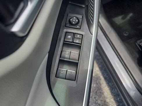 Used 2024 Toyota RAV4 XLE FWD image 14