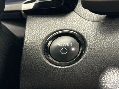 Used 2025 Toyota Camry XLE image 20