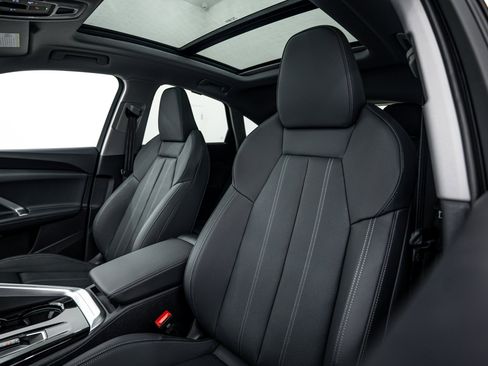 New 2025 Audi Q5 Premium Plus image 16