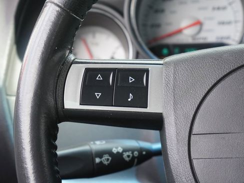 Used 2009 Dodge Challenger SRT8 RWD image 12