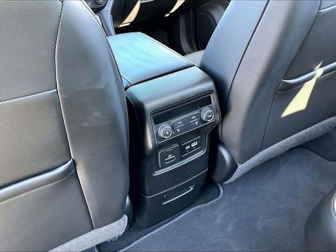 Used 2020 GMC Acadia Denali w/ Technology Package image 10