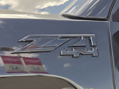 Used 2017 GMC Sierra 1500 SLT AWD/4WD image 12