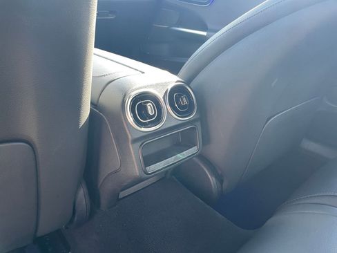 Used 2024 Mercedes-Benz C 300 4MATIC Sedan image 24