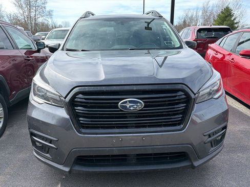 Used 2022 Subaru Ascent Onyx Edition image 2