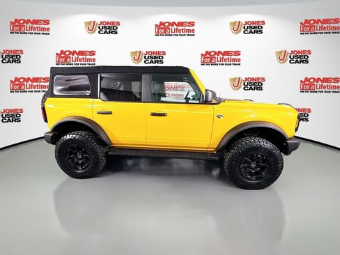 Used 2022 Ford Bronco Wildtrak AWD/4WD image 17
