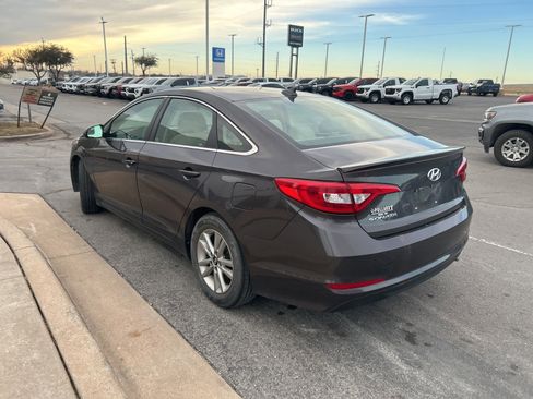 Used 2015 Hyundai Sonata SE image 7
