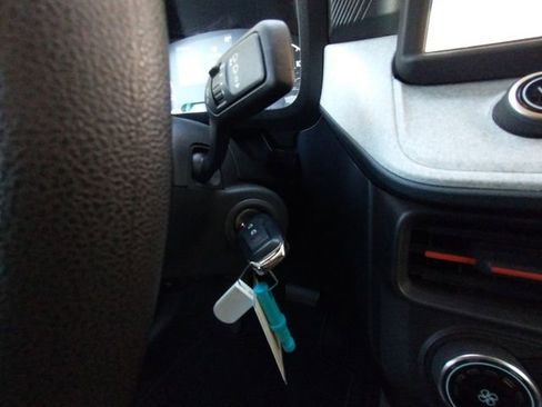 Used 2023 Ford Maverick XLT image 56