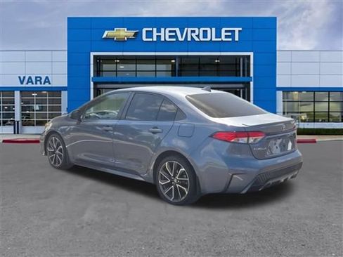 Used 2021 Toyota Corolla SE FWD image 3