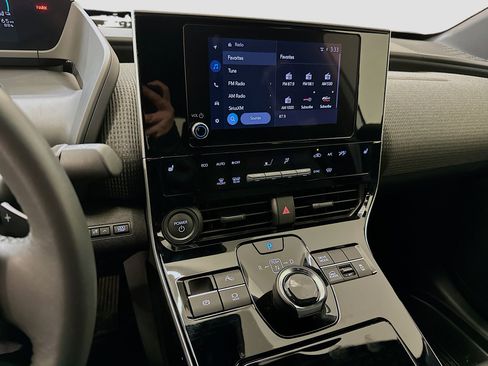 Used 2023 Subaru Solterra AWD image 26