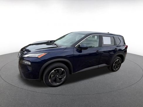 Used 2025 Nissan Rogue SV FWD image 8