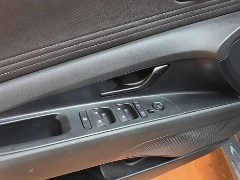 Used 2025 Hyundai Elantra Sport image 10