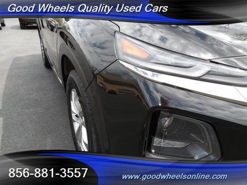 Used 2019 Hyundai Santa Fe SE AWD/4WD image 10