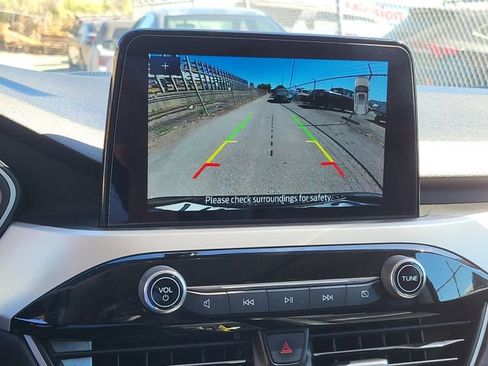Used 2022 Ford Escape SEL w/ Technology Package FWD image 23