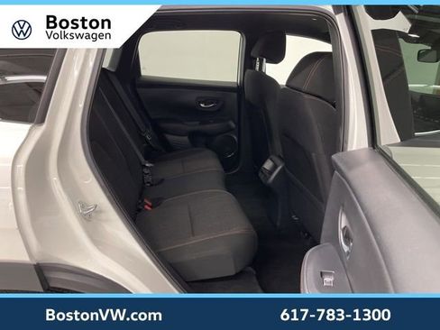 Used 2024 Honda HR-V Sport image 10