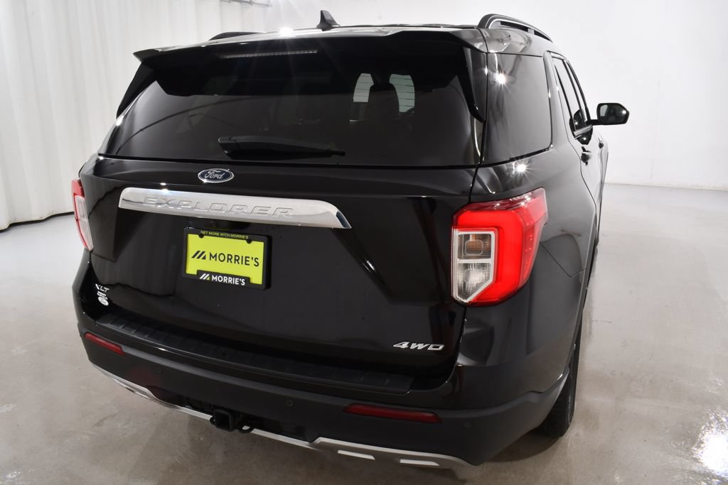 Used 2024 Ford Explorer XLT w/ Equipment Group 202A AWD/4WD image 12