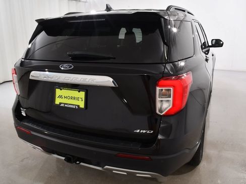 Used 2024 Ford Explorer XLT w/ Equipment Group 202A AWD/4WD image 12