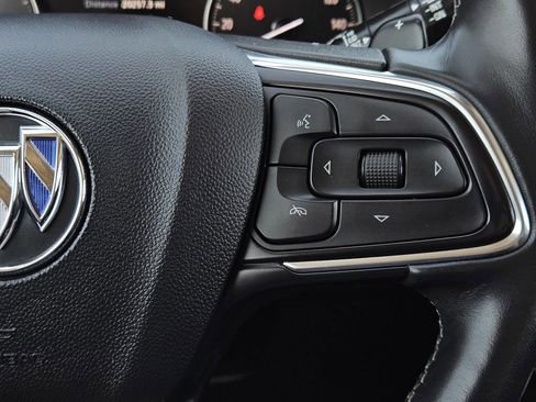 Used 2022 Buick Envision Essence w/ Technology Package I image 35