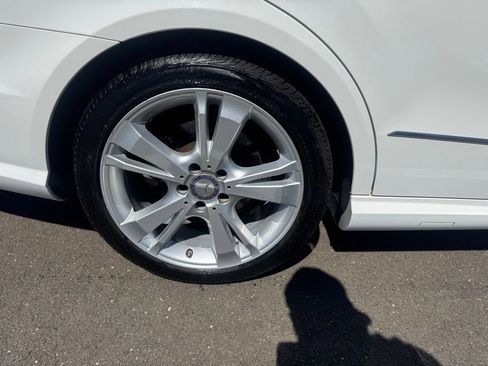 Used 2013 Mercedes-Benz E 350 Sedan image 16