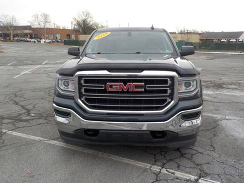Used 2018 GMC Sierra 1500 SLE image 5