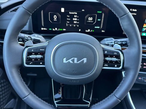 New 2026 Kia Carnival SX Prestige FWD image 22