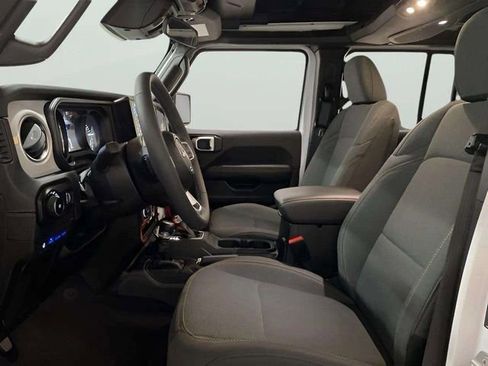 Used 2025 Jeep Wrangler Sahara 4xe w/ Safety Group image 14